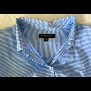 Banana Republic “Riley” shirt   Size 12. NWOT